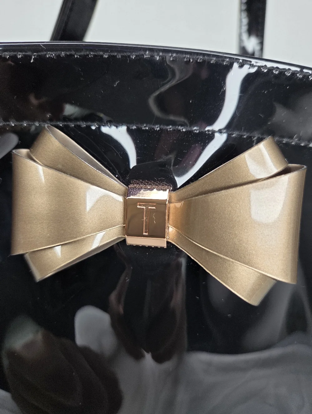 Ted Baker London Patent PVC Tote Bag Gold Bow In Glossy Black Finish - Picture 5 of 16